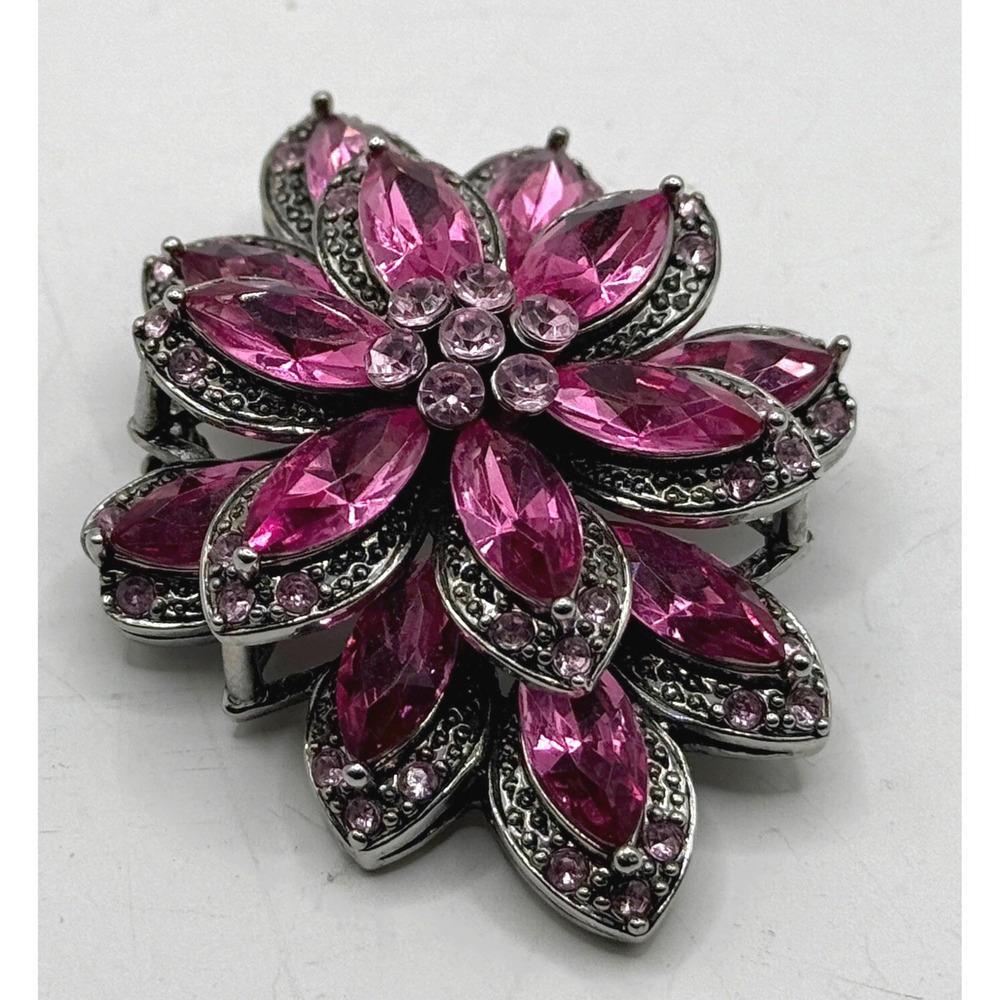 Floral layered sparkling pink brooch or pendent excellent pre owned condition